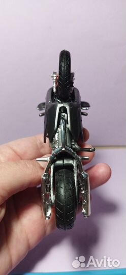 Модель мотоцикл Burago Ducati ST4s