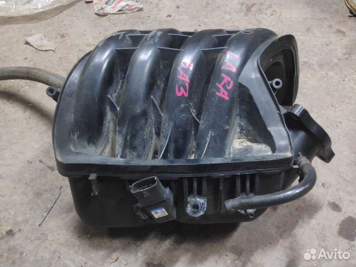 Впускной коллектор Лада Ларгус ваз 1.6 8V 11189