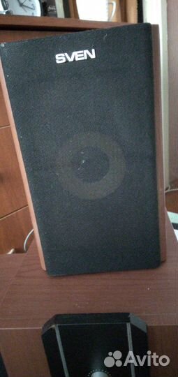 Колонки и самбуфер Sven