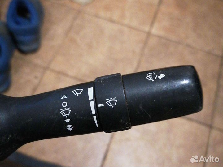 Тойота королла 150 подрулевой переключатель