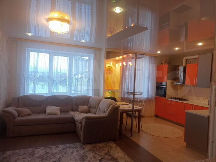 2-к. квартира, 54 м², 3/3 эт.