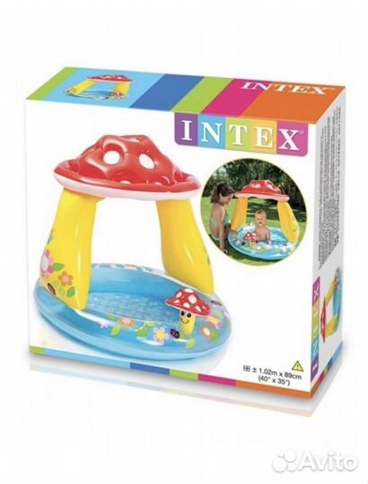 Бассейн с крышей