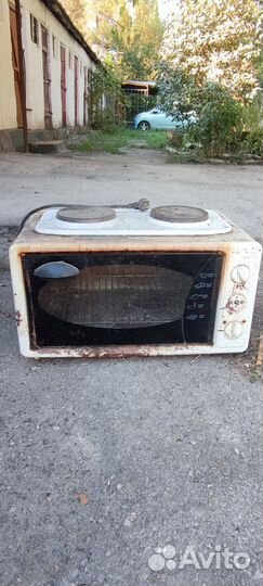 Продается электро печь со встроенной духовкой