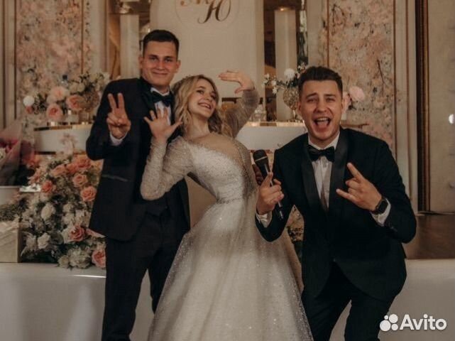 Ведущий на свадьбу