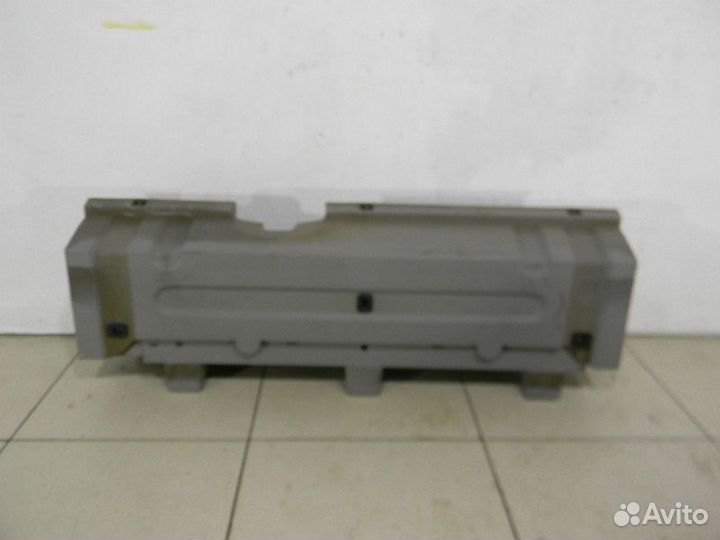 Пол багажного отделения