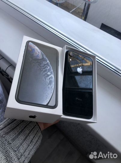 iPhone Xr, 64 ГБ