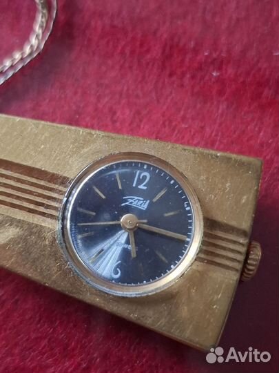 Старинные карманные часы