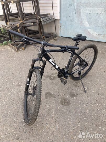 Горный велосипед gt