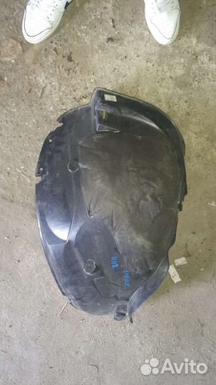 Подкрылок передний правый Land rover evoge
