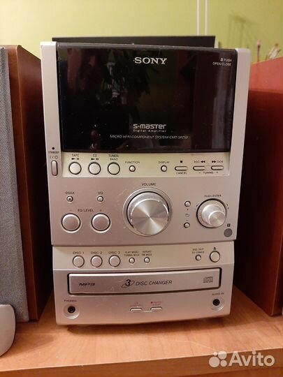 Музыкальный центр sony