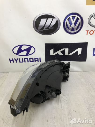 Фара Hyundai solaris Лев