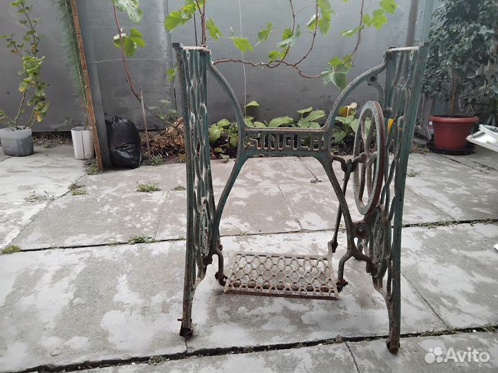 Станина singer