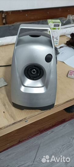 Мясорубка электрическая новая