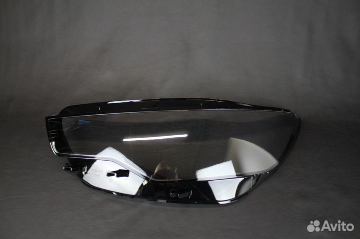 Cтекла фар Audi A6 2011-2014 г.в. левое/правое