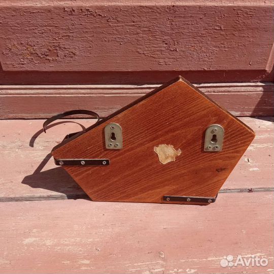 Подставка для цветов настенная