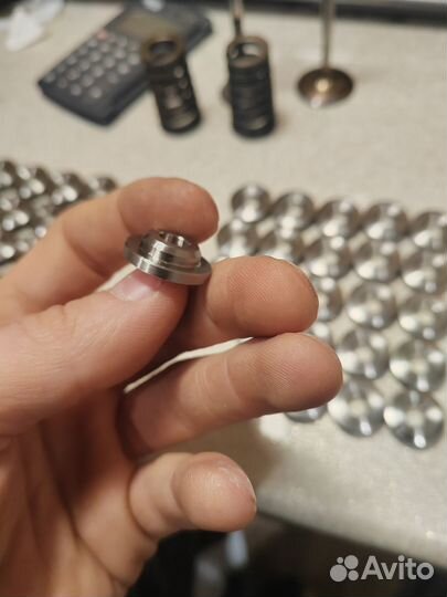 Титановые тарелки клапанов