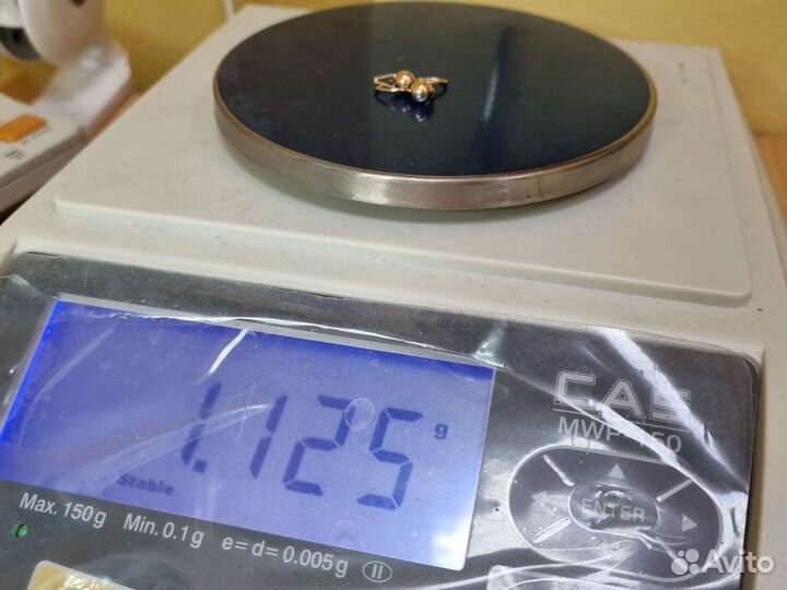 Золотые серьги 585 пробы бу