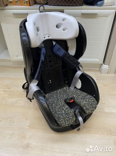 Автокресло britax romer trifix2 i size