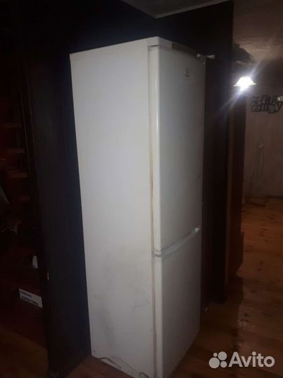 Холодильник