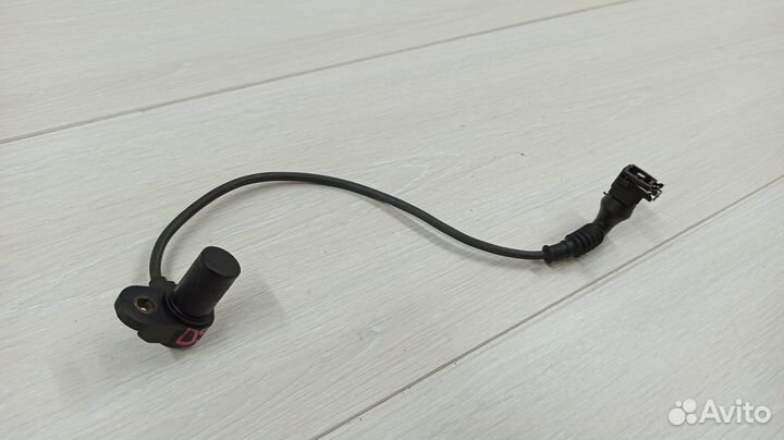 Датчик положения распредвала BMW X5 E53 N62 4.4