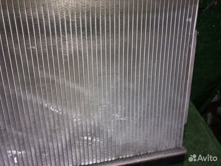 Радиатор двигателя / радиатор основной Mazda