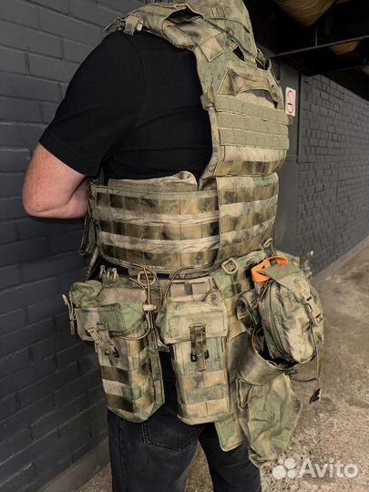 Бронежилет полный комплект