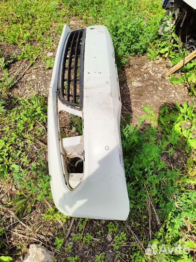 Бампер передний Volkswagen Jetta 6 2011г