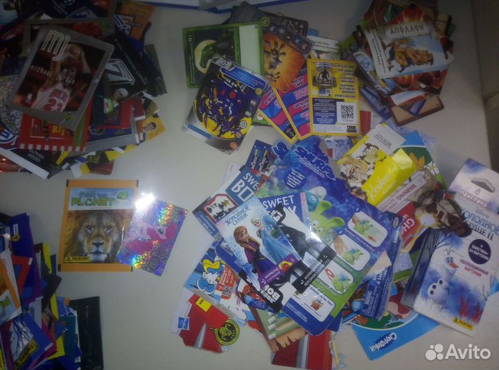 Большая куча пустых пакетиков и др