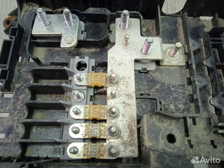 Блок предохранителей Volkswagen Touareg 7LA BMV