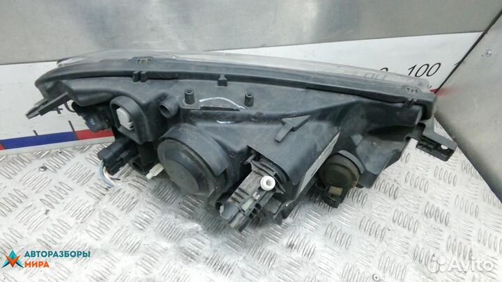 Фара левая Dacia Sandero 2 2015