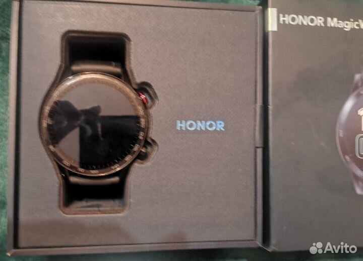 Умные часы honor