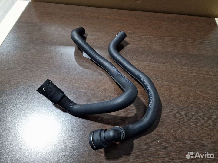 Патрубок печки Ауди А4 Б5, VW Passat B5/B5+ 1.8T