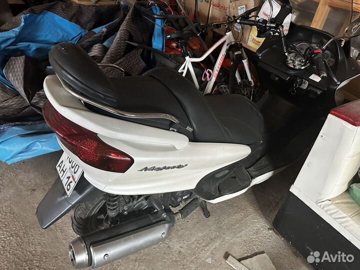 Yamaha Majesty 250