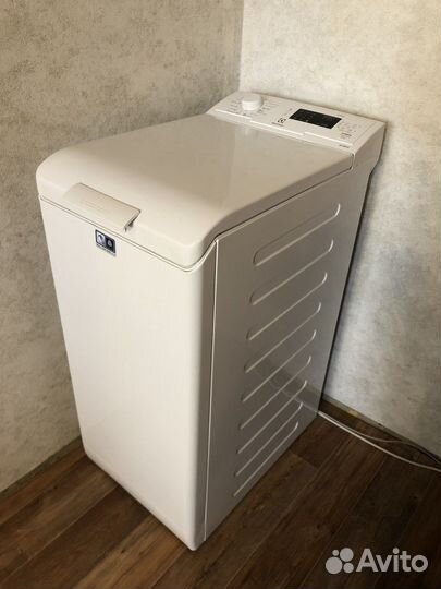 Стиральная машина с вертикальной загрузкой