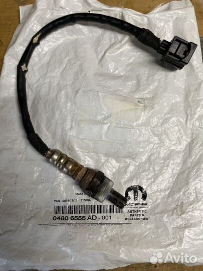 Датчик кислорода dodge stratus 2 04606555AD