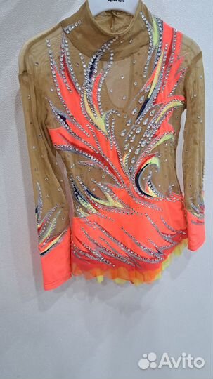 Продам купальник для художественной гимнастики