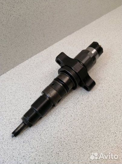 Форсунка топливная Daewoo Ultra Novus F4AE0681B