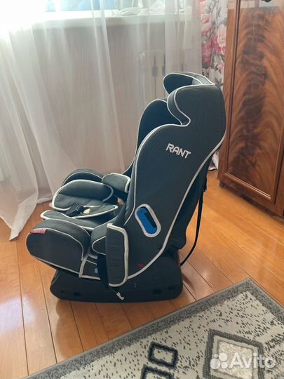 Автомобильное детское кресло