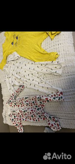 Продам детские вещи