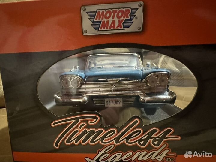 Модель автомобиля 1:18 motormax plymouth fury