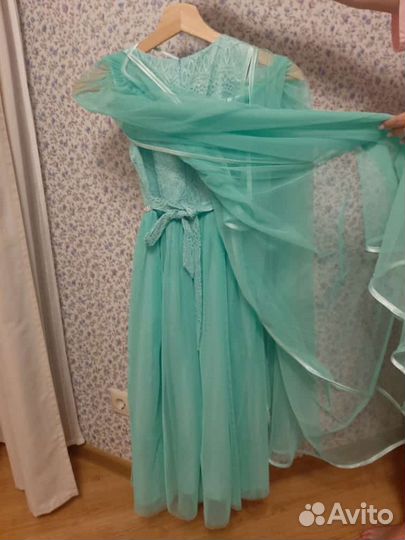 Платье праздничное для девочки 7 -8 лет