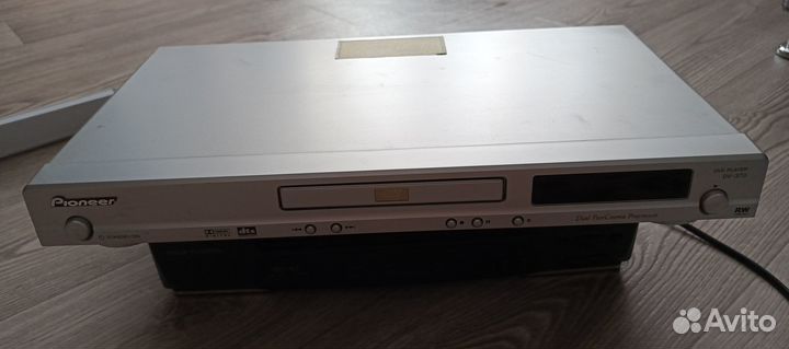 Видеомагнитофон