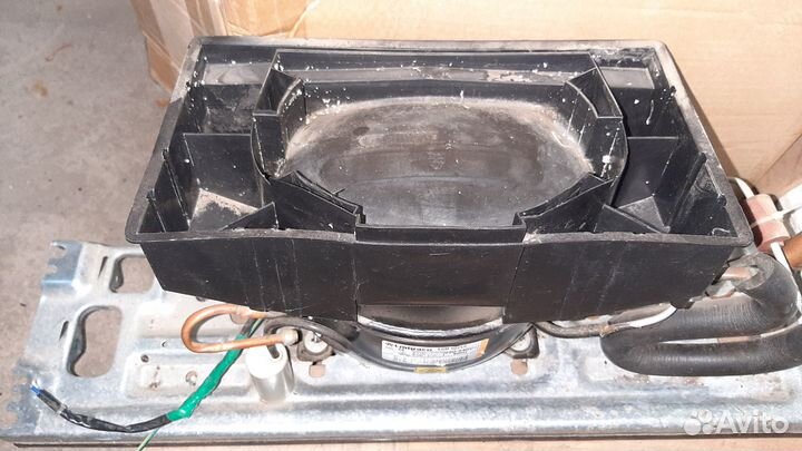 Компрессор Embraco от Whirlpool ARC 8140