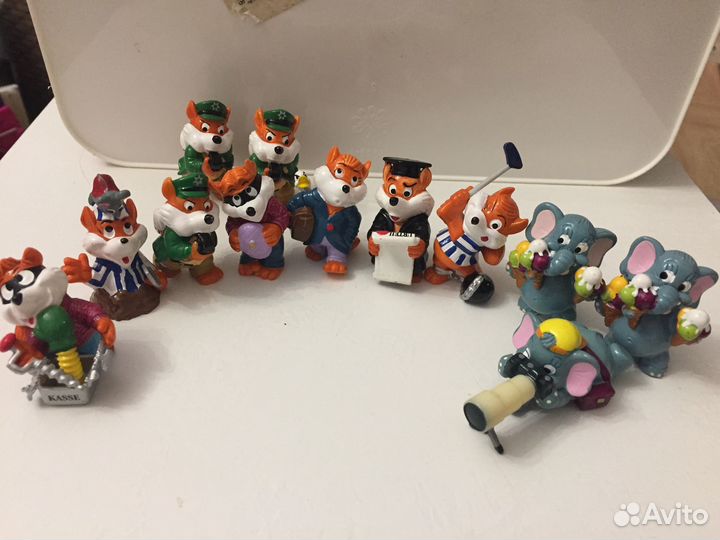 Киндер игрушки из 90 г разные