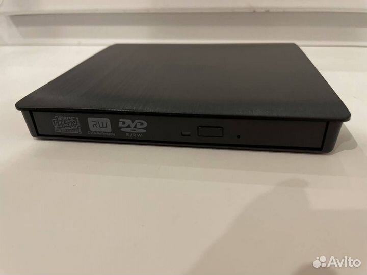 Оптический привод для CD / DVD дисков