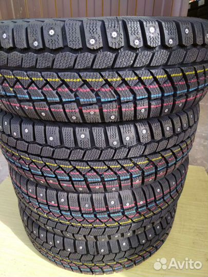 Viatti Brina Nordico V-522 185/65 R15 88T