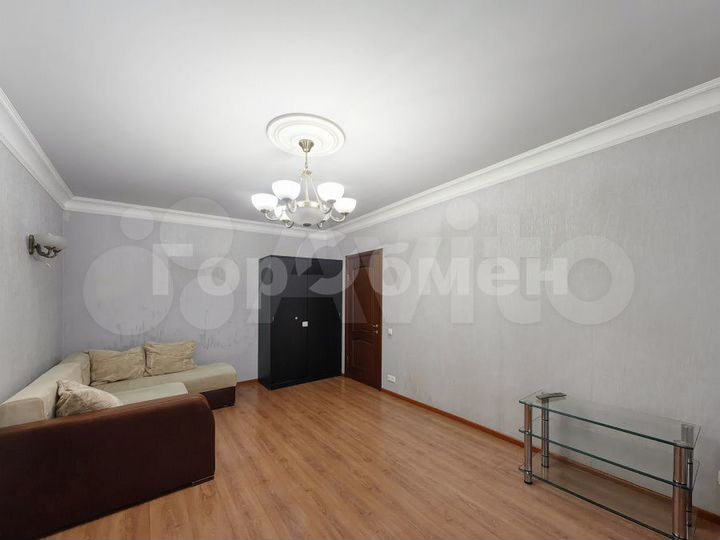 2-к. квартира, 53 м², 2/14 эт.