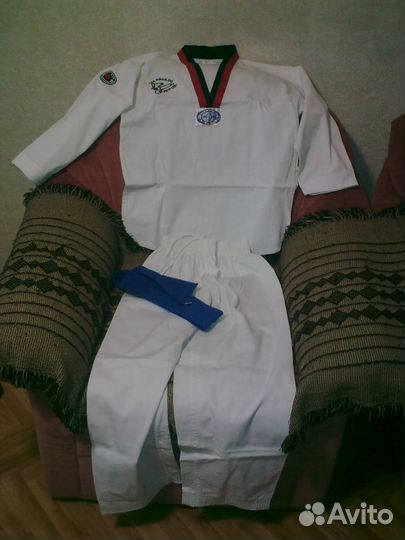 Добок для занятия тхэквандо (корея)