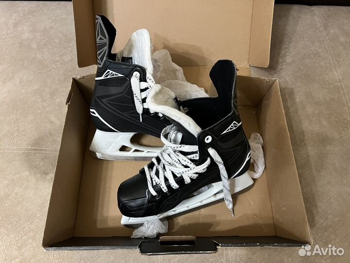 Коньки Bauer Supreme S140