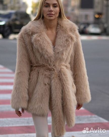 Шубки средней длины экомех